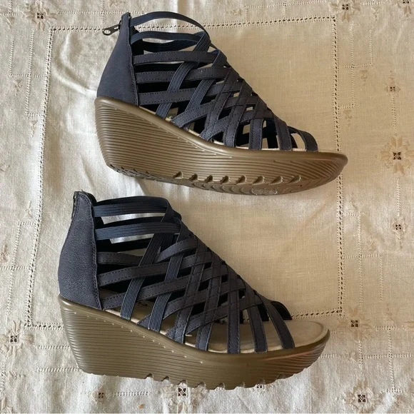 🌸Spring Ready - Skechers Navy Strappy Wedge Sandals – Size 6.5 - Picture 4 of 12
